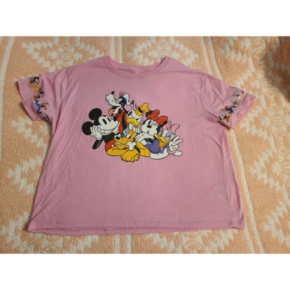 Disney Tops - Disney shirt